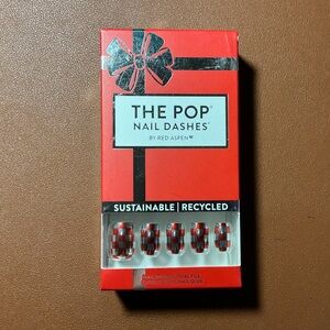 Short Coffin Press On Nails New In Box Naughty or Nice, Naimah